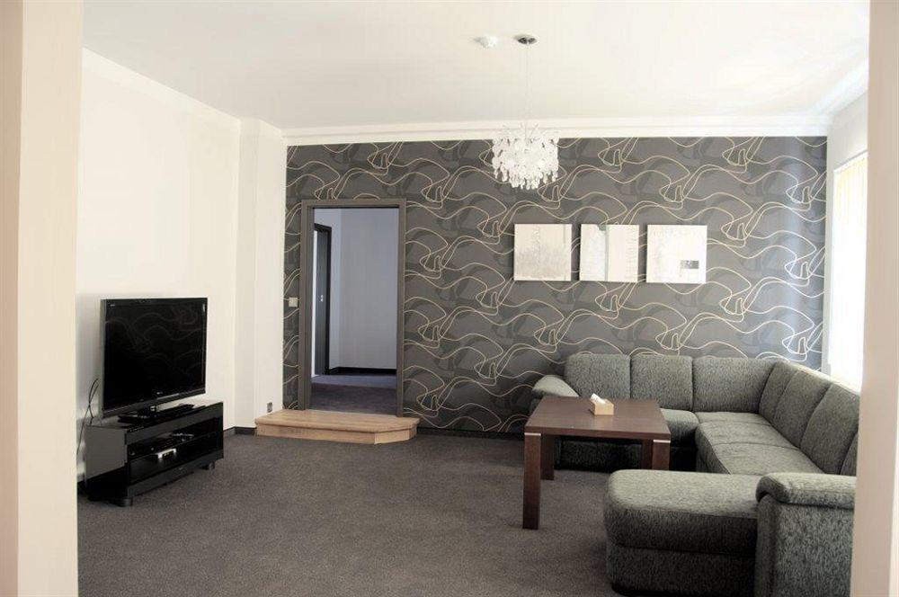 Apartmany Becherplatz Karlsbad Exteriör bild